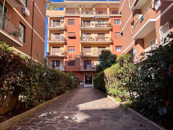 appartamento in vendita a Roma in zona Gianicolense