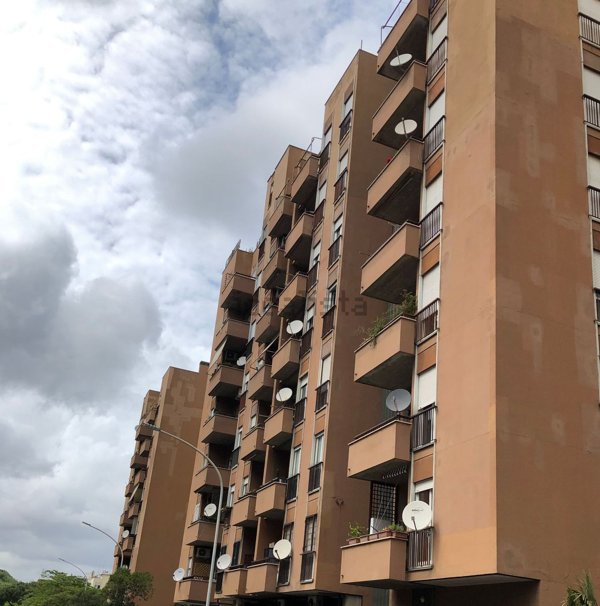 appartamento in vendita a Roma in zona Ardeatino