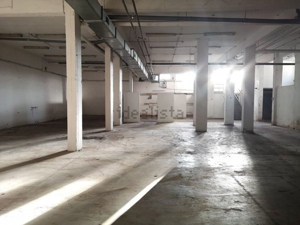 ufficio in vendita a Roma in zona Primavalle