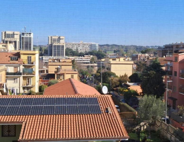 appartamento in vendita a Roma in zona Ardeatino