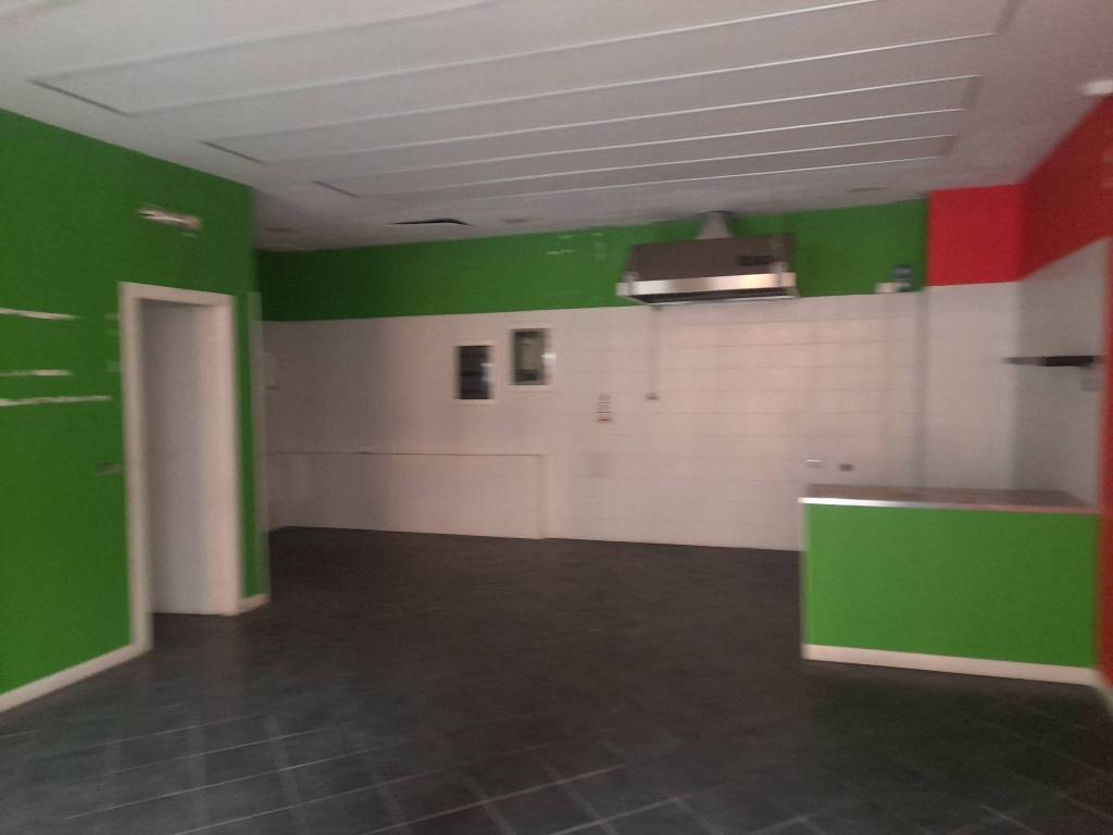 negozio in vendita a Roma in zona Pietralata