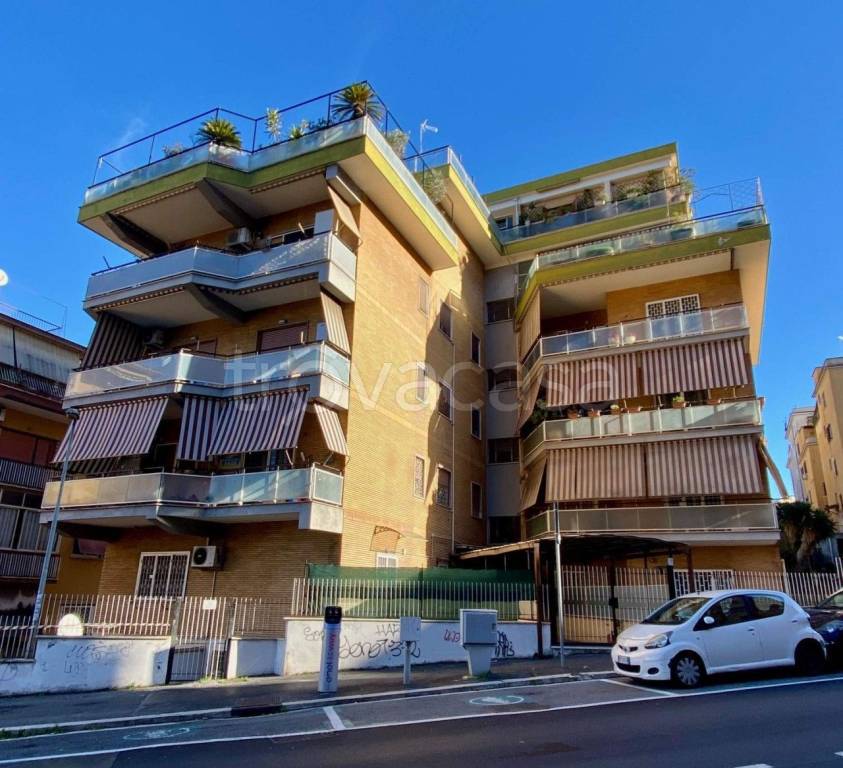 appartamento in vendita a Roma