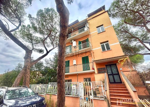 appartamento in vendita a Roma in zona Tor Bella Monaca
