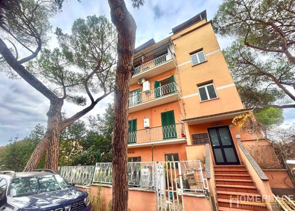 appartamento in vendita a Roma in zona Tor Bella Monaca