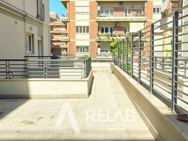 appartamento in vendita a Roma in zona Ostia