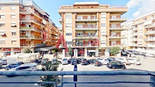 appartamento in vendita a Roma in zona Ostia