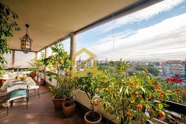 appartamento in vendita a Roma