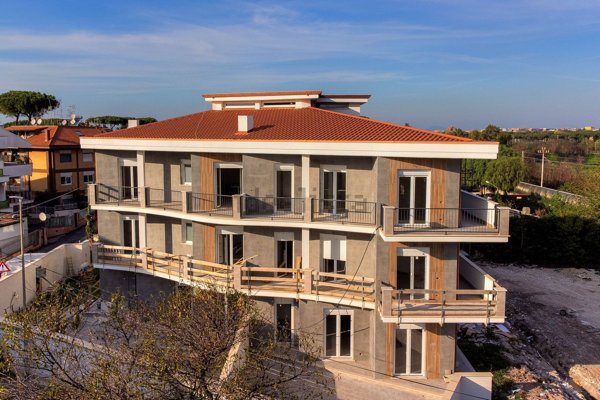 appartamento in vendita a Roma in zona Appio Pignatelli