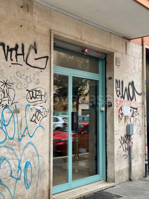 negozio in vendita a Roma in zona Tiburtino