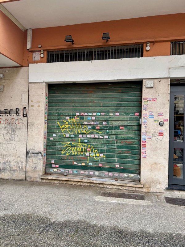 negozio in vendita a Roma in zona Tiburtino