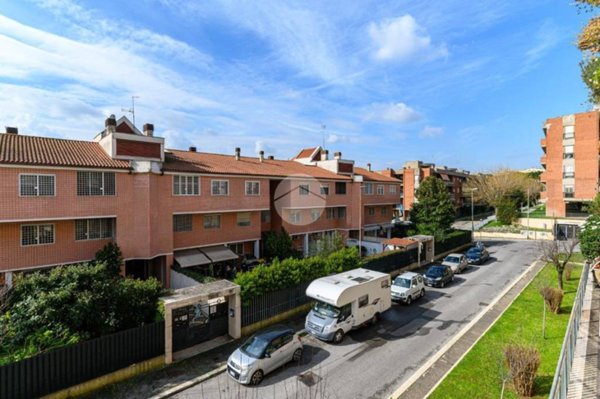 appartamento in vendita a Roma in zona Portuense
