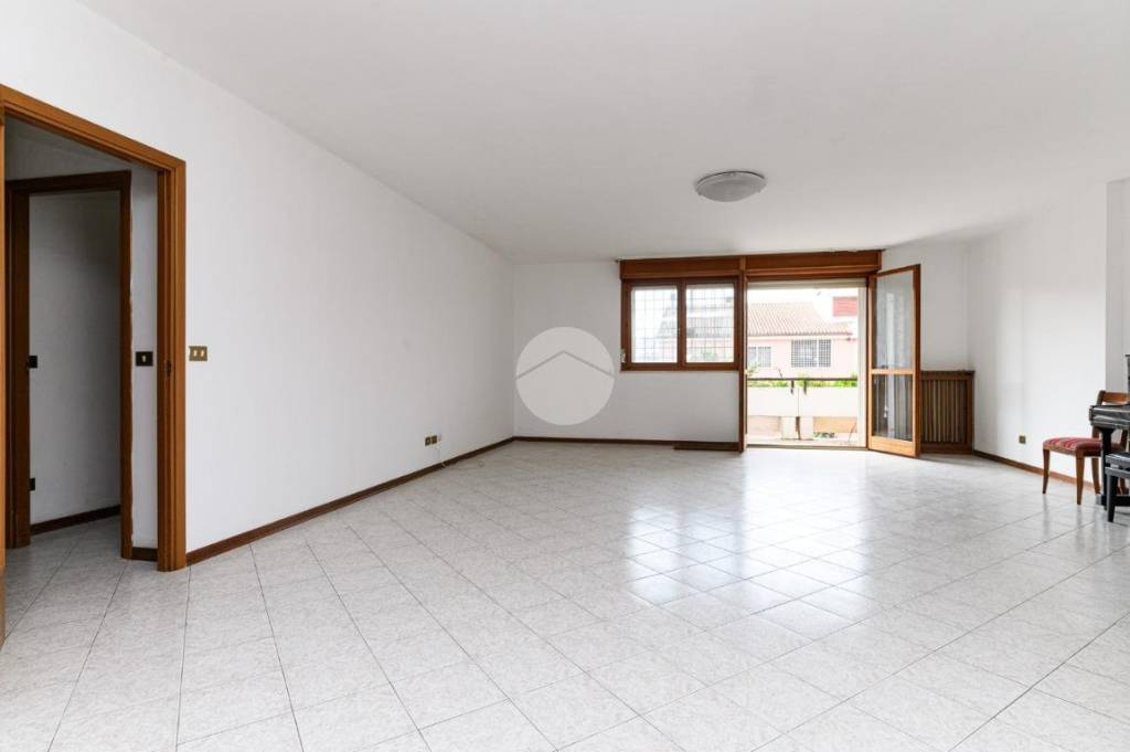 appartamento in vendita a Roma in zona Portuense