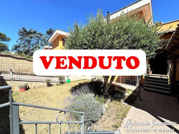 casa indipendente in vendita a Roma in zona Acilia
