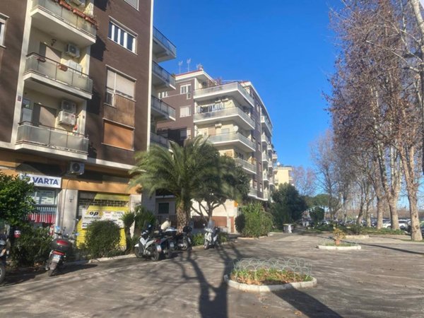 appartamento in vendita a Roma in zona Portuense