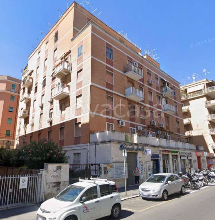 appartamento in vendita a Roma in zona Aurelio