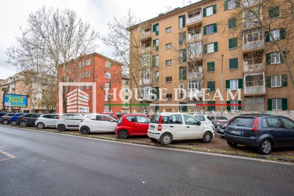 appartamento in vendita a Roma in zona Appio Claudio
