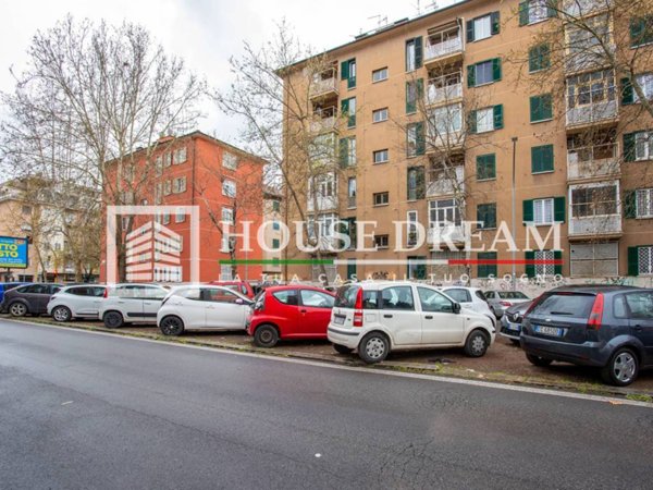 appartamento in vendita a Roma in zona Appio Claudio