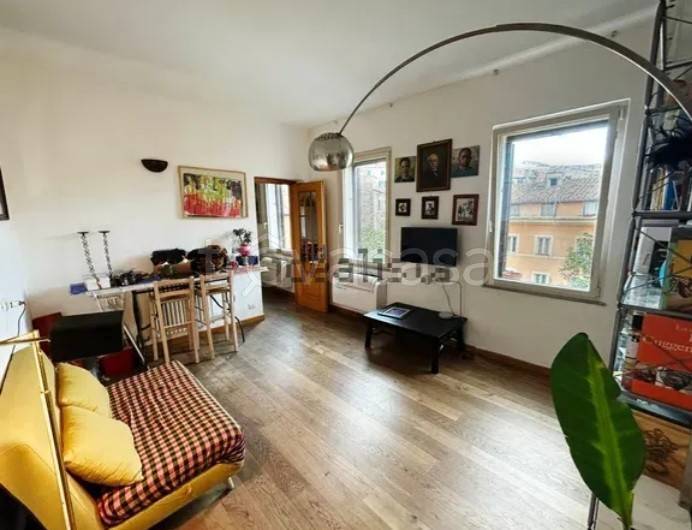 appartamento in vendita a Roma in zona Trastevere
