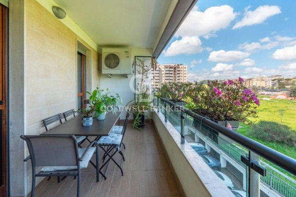appartamento in vendita a Roma in zona Ostiense