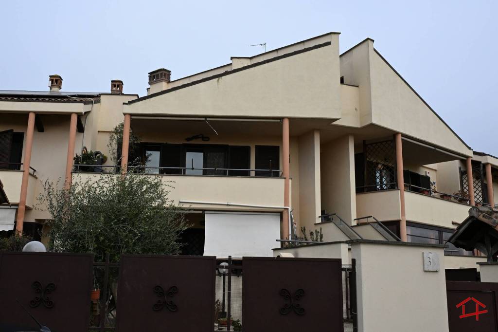 appartamento in vendita a Roma in zona Infernetto