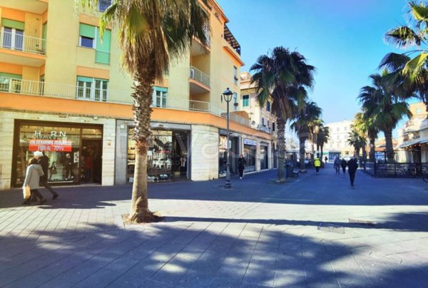 trivano in vendita a Roma in zona Ostia