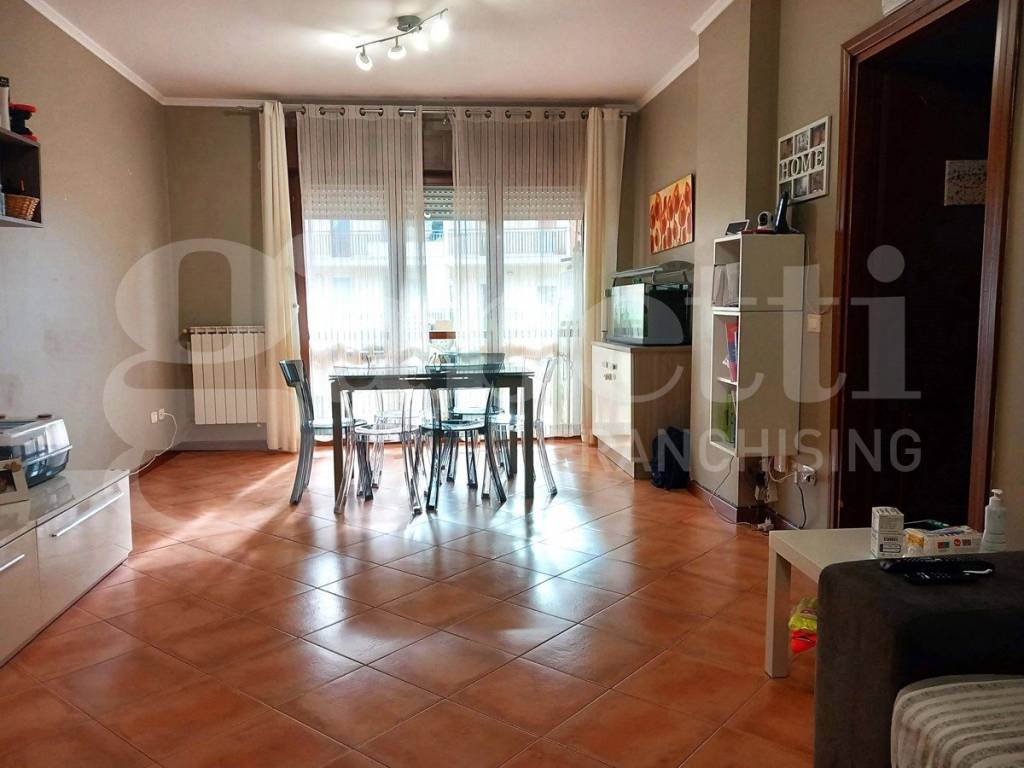 appartamento in vendita a Roma in zona Ponte di Nona