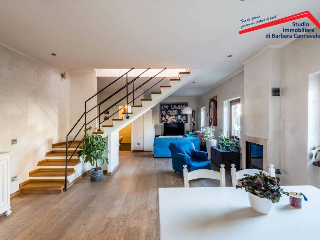 casa indipendente in vendita a Roma in zona Infernetto