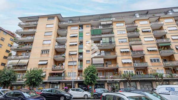 appartamento in vendita a Roma in zona Don Bosco
