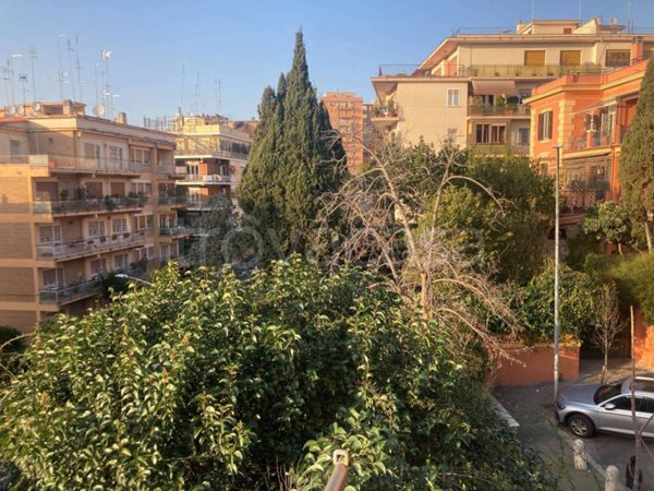 appartamento in vendita a Roma in zona Gianicolense