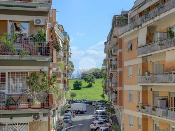 appartamento in vendita a Roma in zona Appio Latino