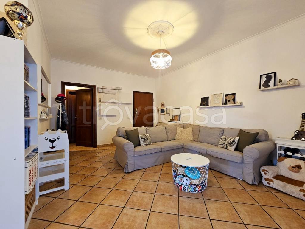 appartamento in vendita a Roma in zona Romanina