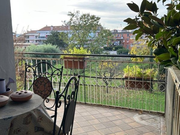 appartamento in vendita a Roma in zona Romanina