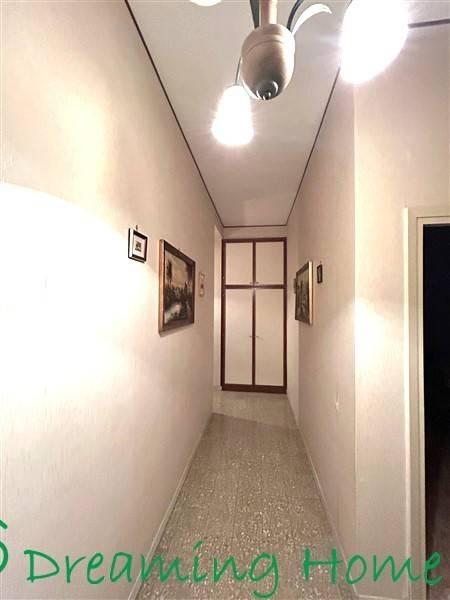 appartamento in vendita a Roma in zona Ardeatino