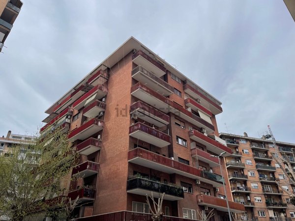 appartamento in vendita a Roma in zona Portuense
