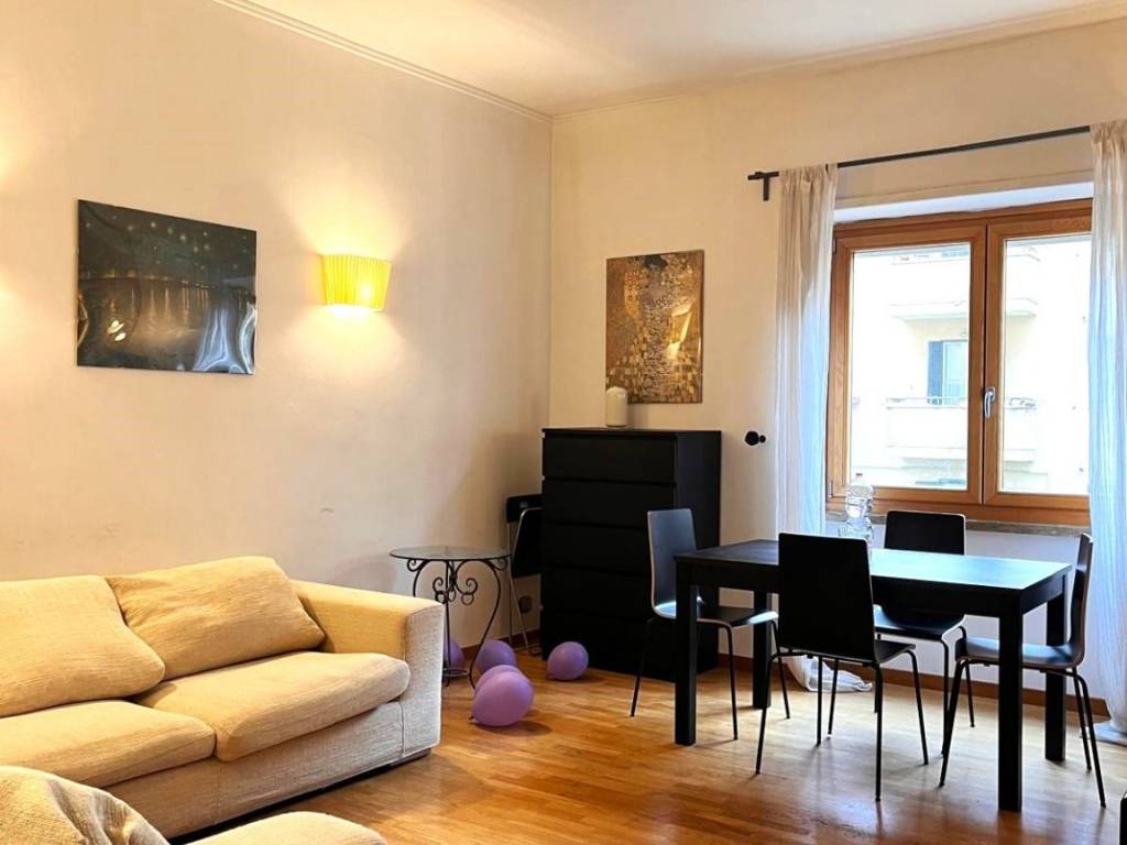 appartamento in vendita a Roma in zona Don Bosco
