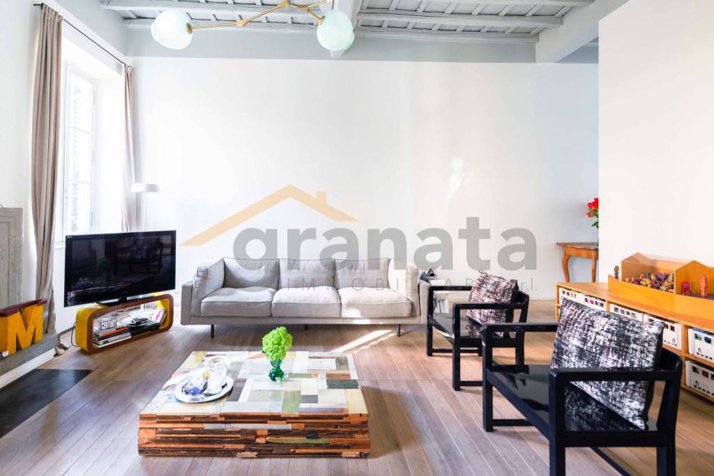 appartamento in vendita a Roma in zona Rione di Ponte