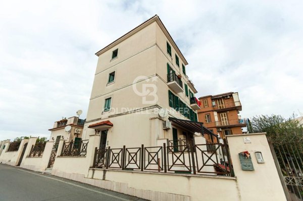 appartamento in vendita a Roma in zona Primavalle