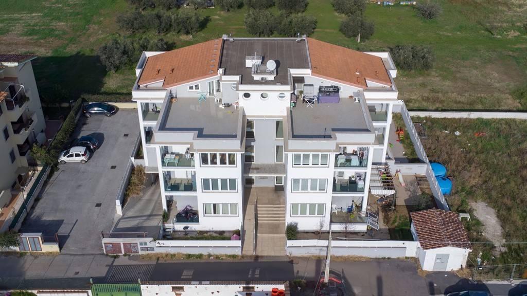 appartamento in vendita a Roma in zona Lunghezza