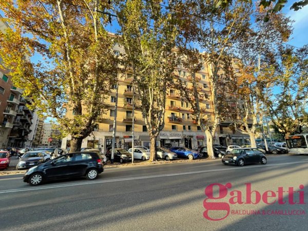 appartamento in vendita a Roma in zona Nomentano