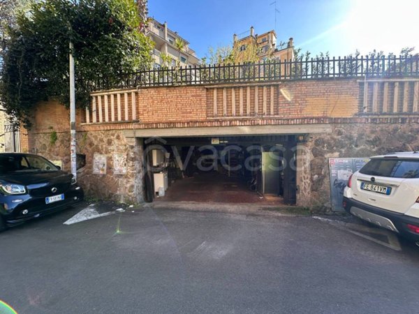 locale di sgombero in vendita a Roma in zona Monte Sacro/Talenti