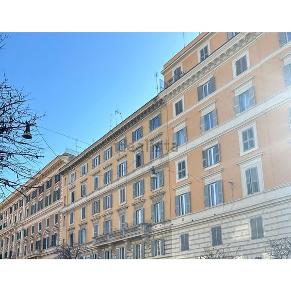 appartamento in vendita a Roma in zona Rione Prati