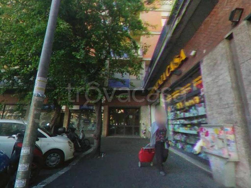 appartamento in vendita a Roma in zona Prenestino-Labicano