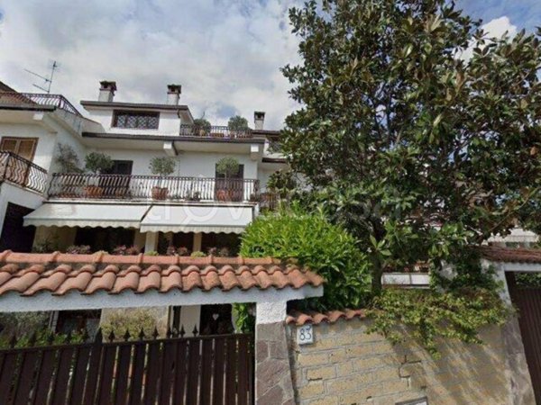 appartamento in vendita a Roma in zona Sette Bagni