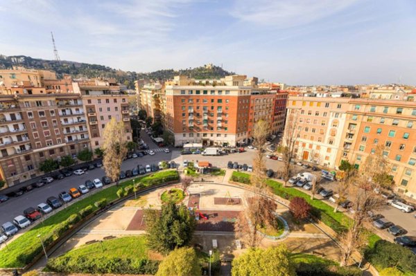 appartamento in vendita a Roma in zona Della Vittoria