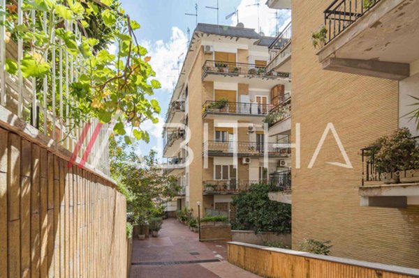appartamento in vendita a Roma in zona Primavalle