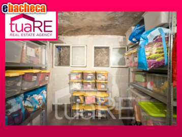 locale di sgombero in vendita a Roma in zona Trastevere