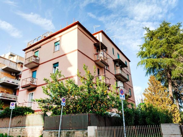 appartamento in vendita a Roma in zona Primavalle
