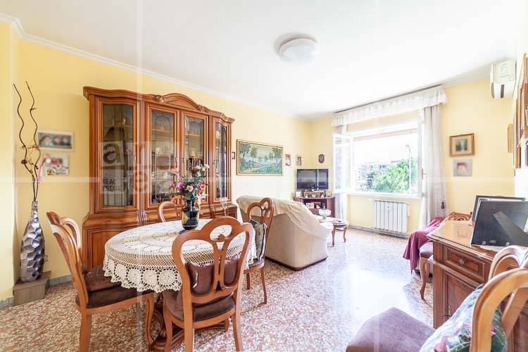 appartamento in vendita a Roma in zona Tuscolano