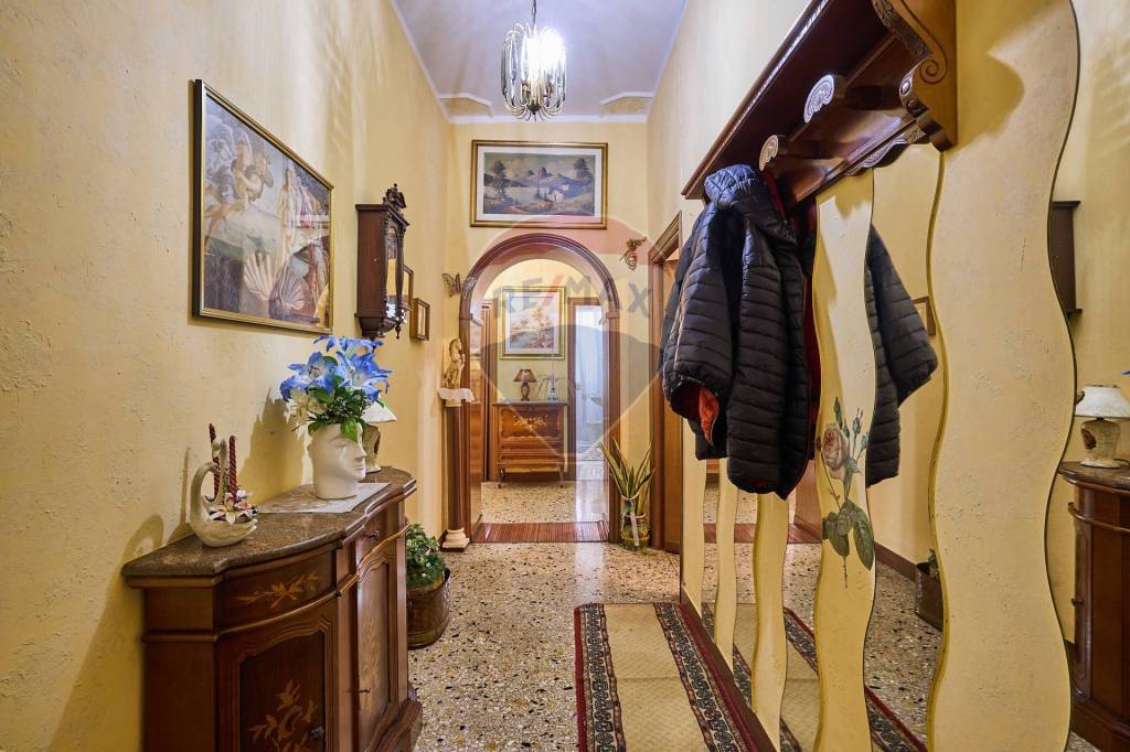 appartamento in vendita a Roma in zona Prenestino-Centocelle
