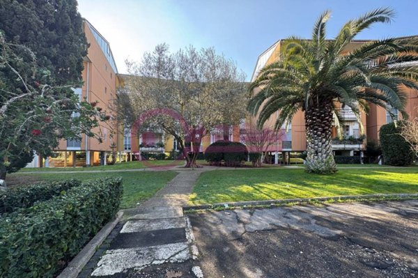 appartamento in vendita a Roma in zona Casal Palocco